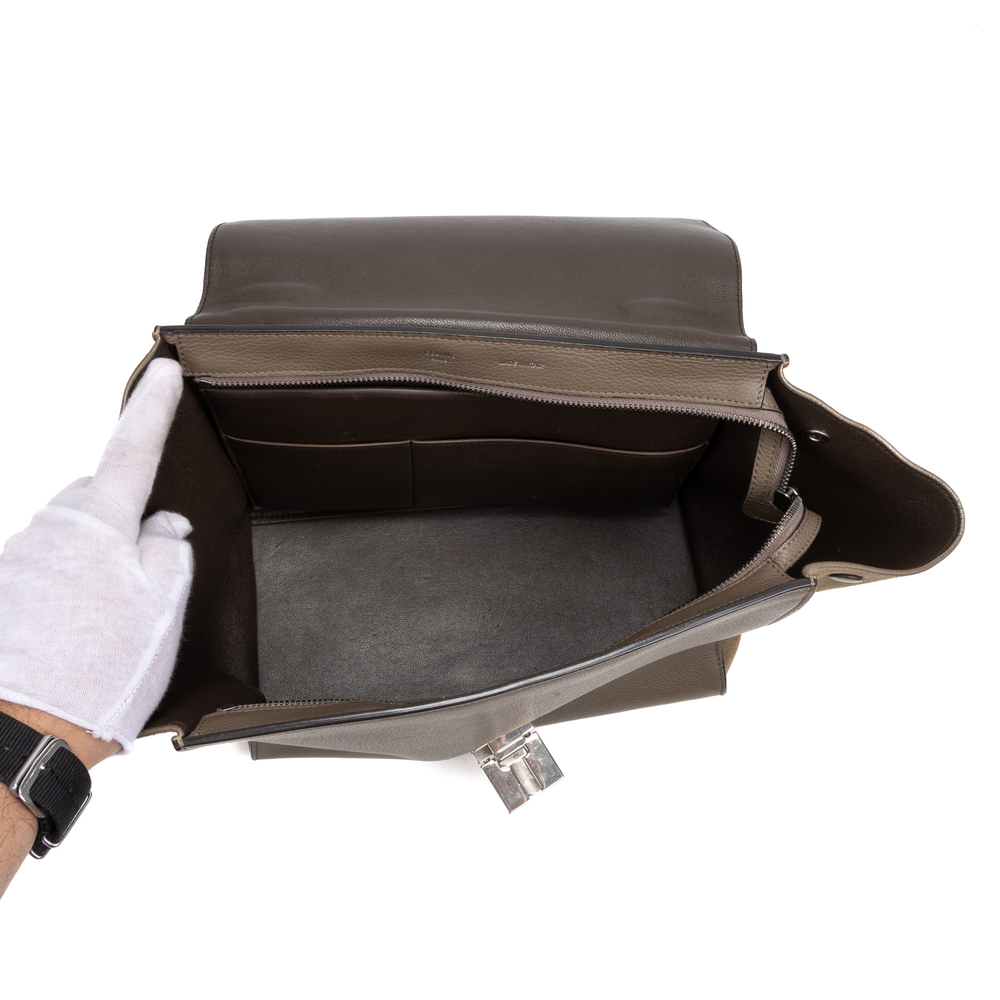 Celine Trapeze MM - Picture 10 of 12